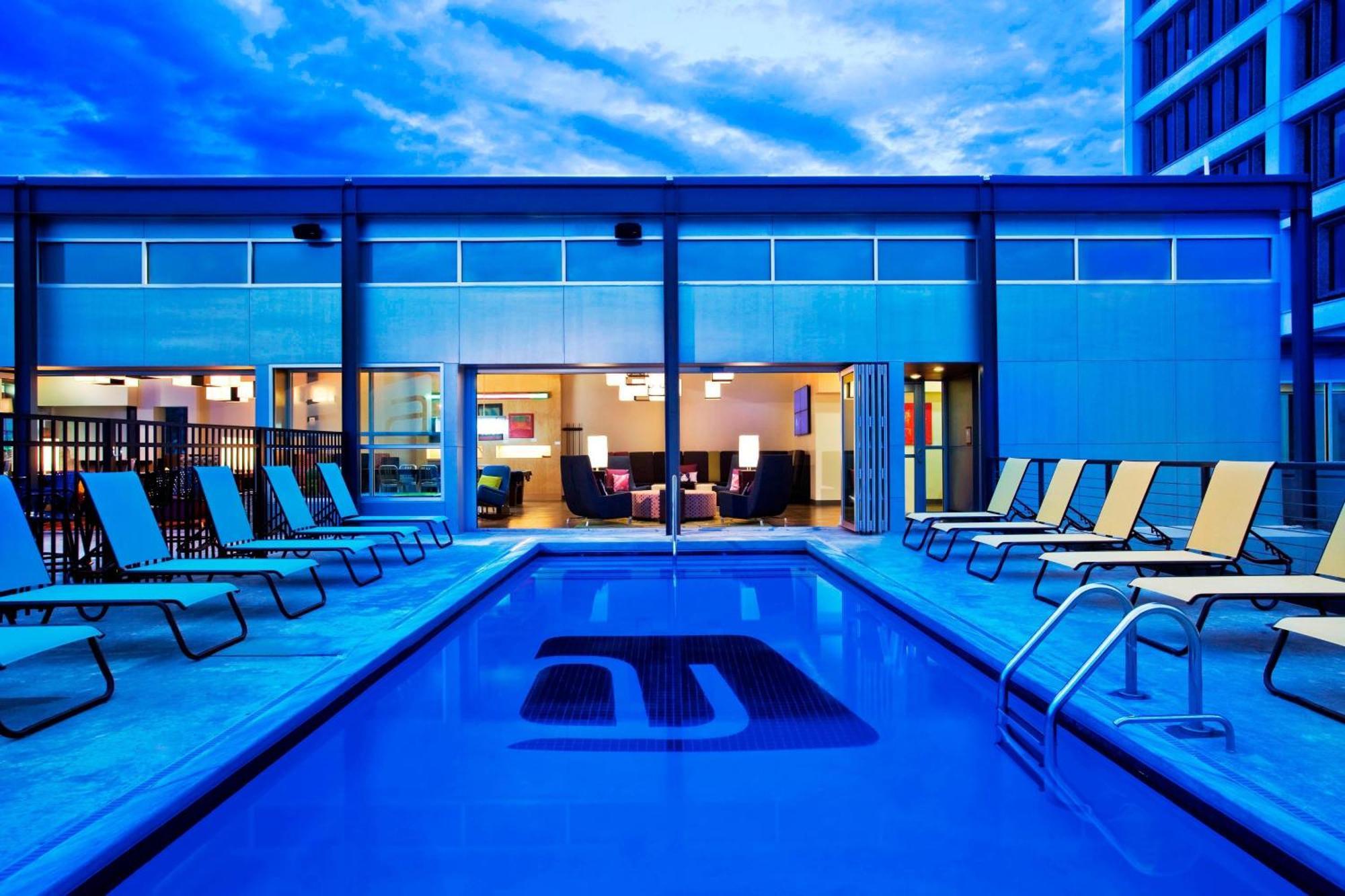 Hotel Aloft Tulsa Downtown Extérieur photo
